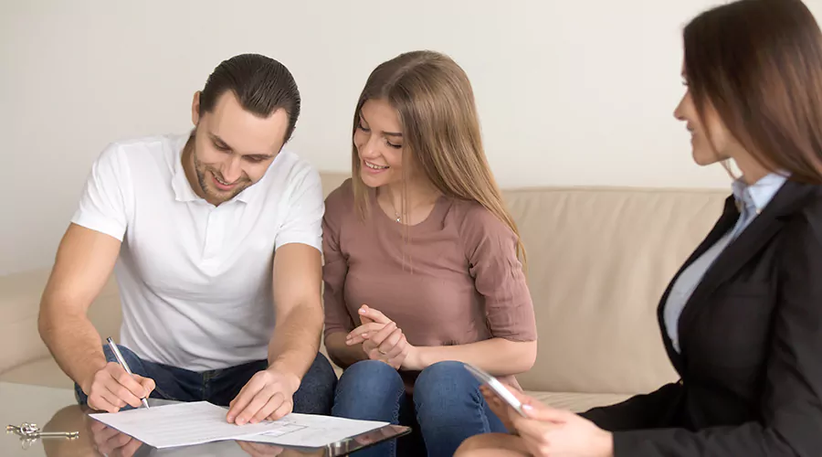 Why Most American women still say 'I do' to name change after marriage